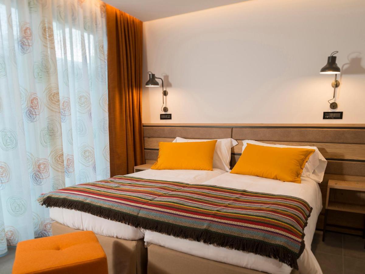 Red Fox Lodge Брей-Червінія Екстер'єр фото