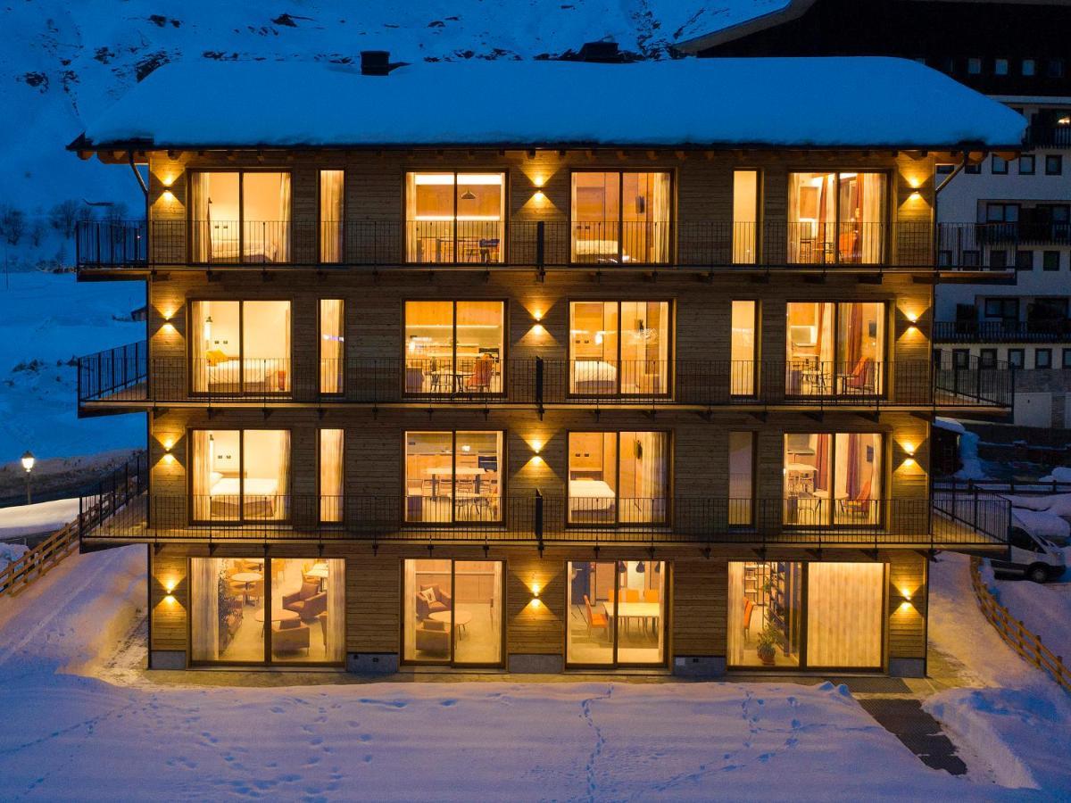 Red Fox Lodge Брей-Червінія Екстер'єр фото